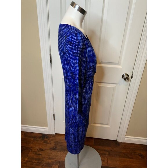 Lauren Ralph Lauren Blue & Black Patterned V-Neck Gathered Sheath Dress, Size 6 - Picture 2 of 5